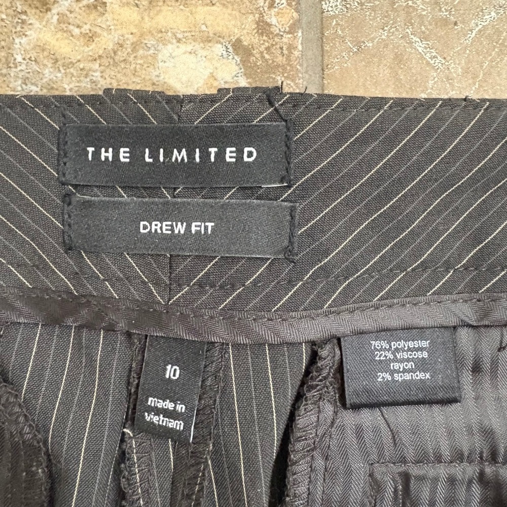 The Limited Pinstripe Bermuda Shorts Cuffed Dressy Career Gray Size 10 - Picture 4 of 5